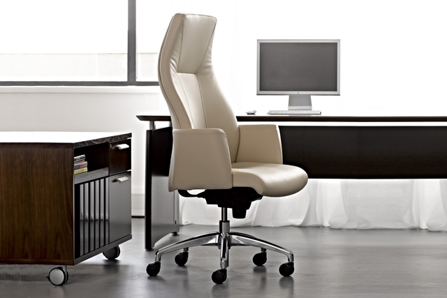 Verve - Boardroom Chair