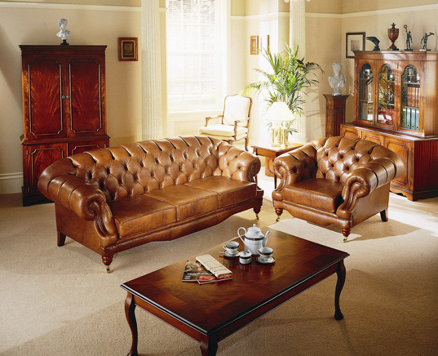 BUCKINGHAM CHESTERFIELD THREE SEATER SOFA